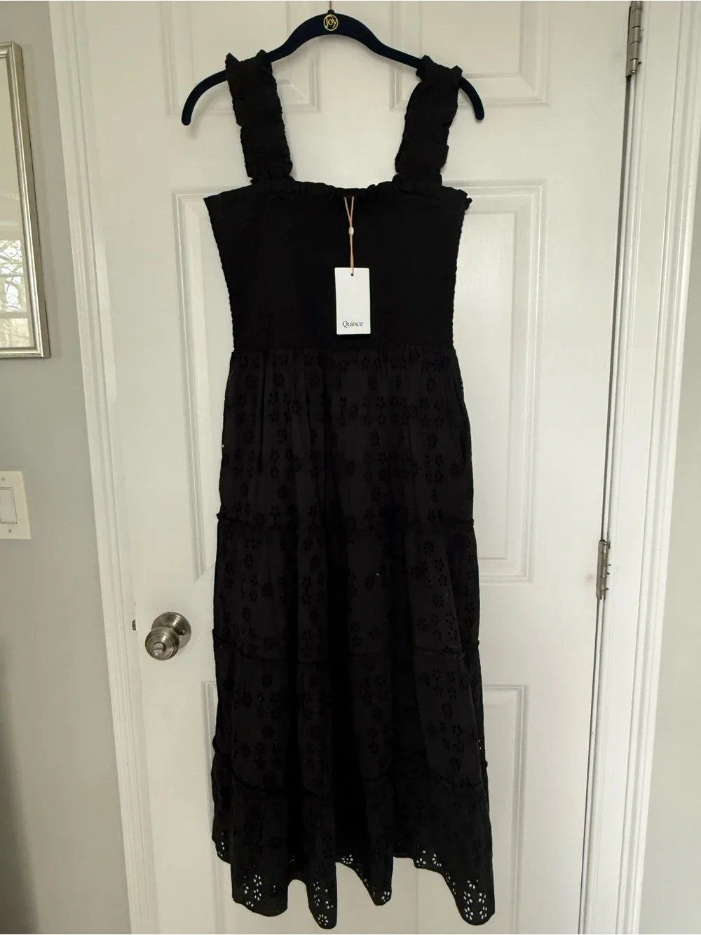 NWT Quince 100% Organic Cotton Eyelet Smocked Midi Dress - Picture 7 of 15